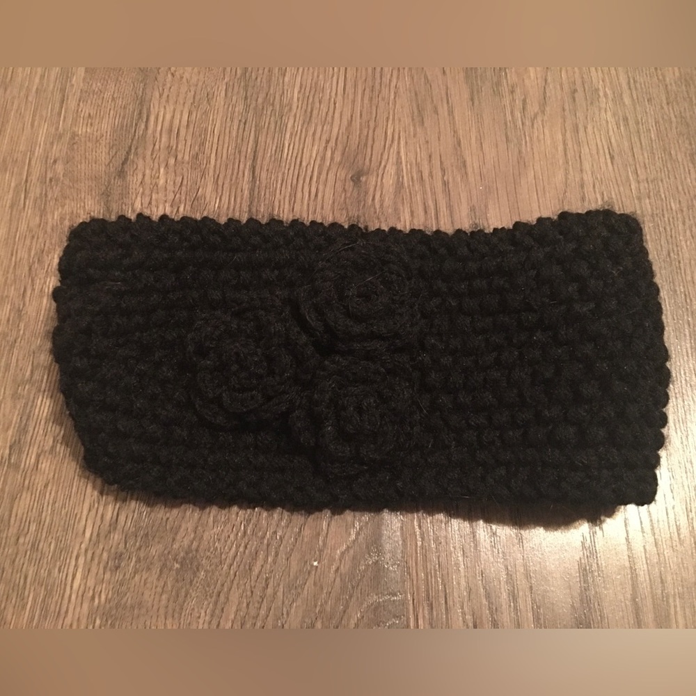 Women’s Tickled Pink Black Knit Headband OS